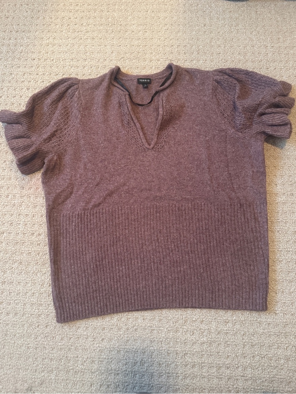 torrid mauve puff sleeve V-neck sweater